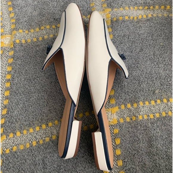 Leather Bow Loafer Mule - Picture 7 of 11